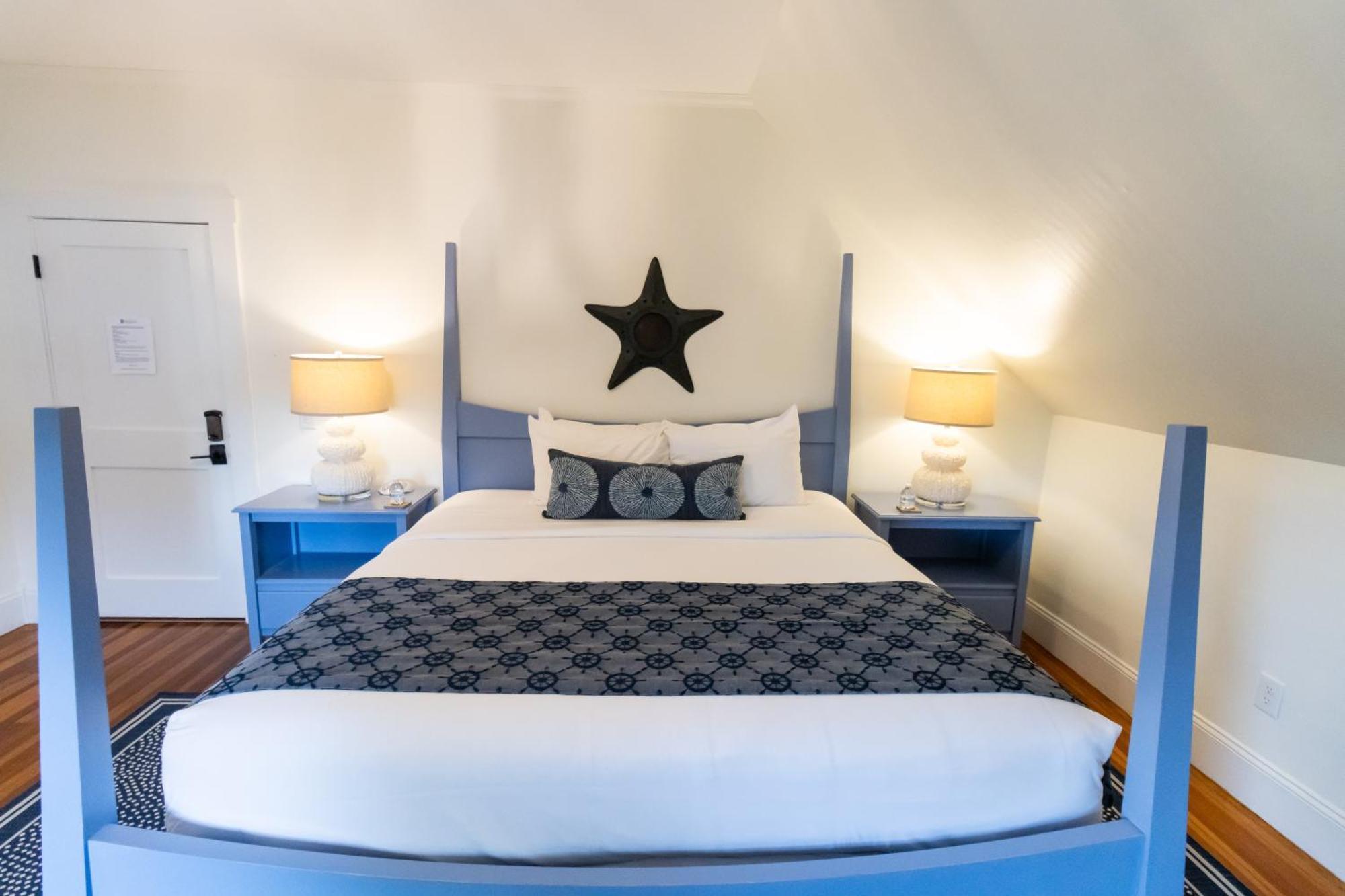 Paws On Pelham (Adults Only) Bed & Breakfast นิวพอร์ต ภายนอก รูปภาพ